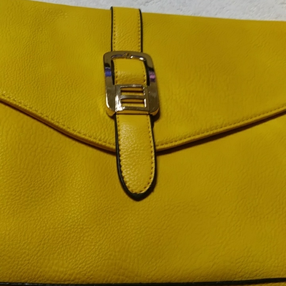 Envelope Clutch - Picture 2 of 5